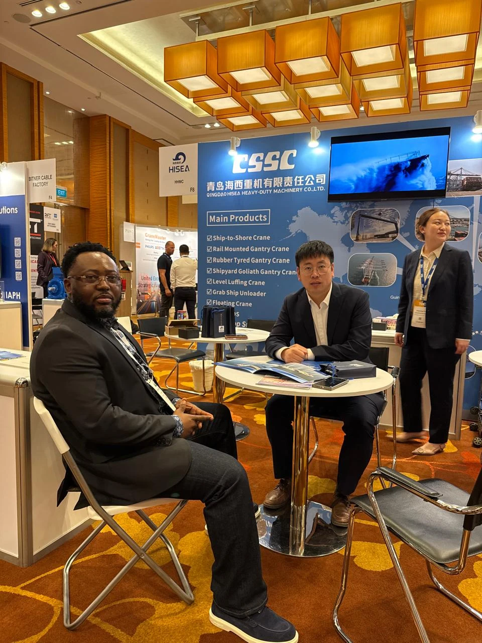 Business discussion at an industry exhibition